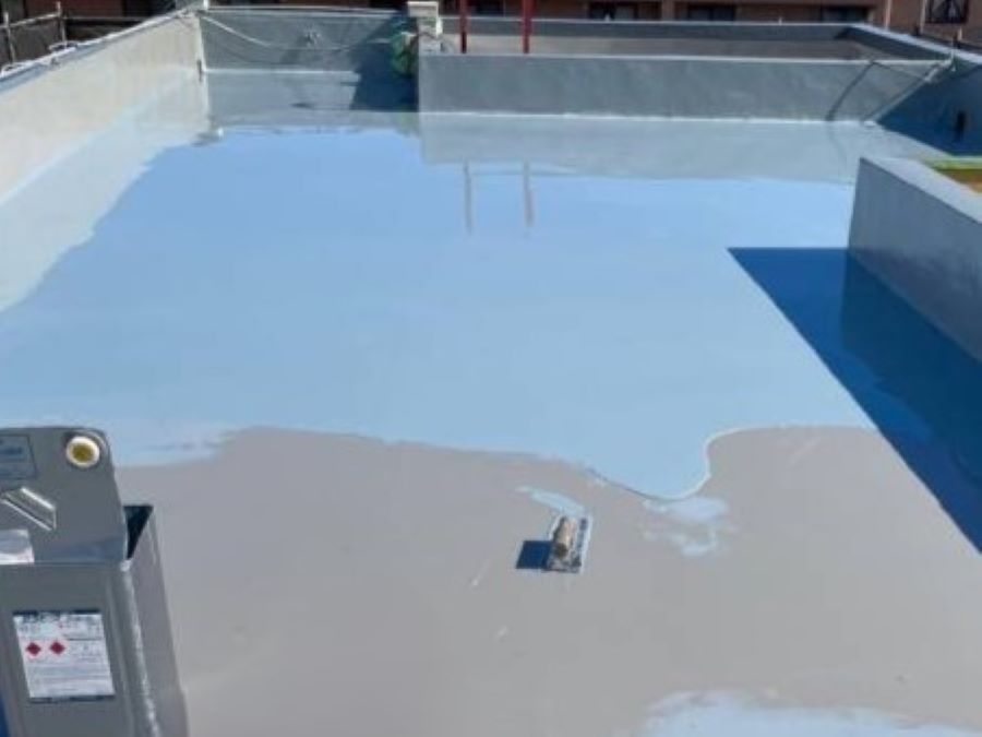 Image-4 | 横浜防水職人 ウレタン塗膜防水二層目