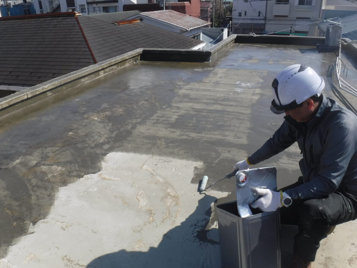 屋上平場プライマー塗布