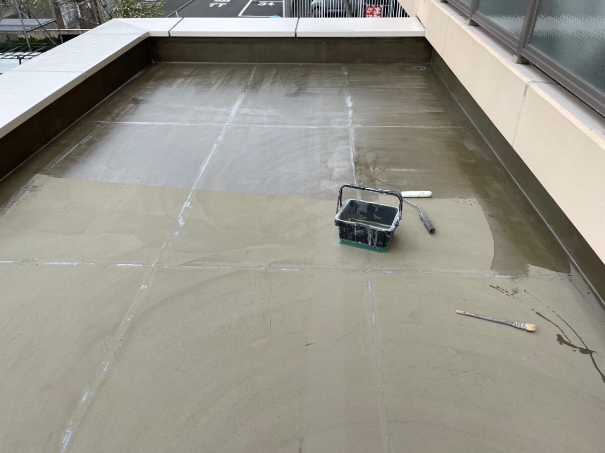 line_35288722279610 1 | 防水工事は神奈川県横浜市の横浜防水職人 下地調整・プライマー塗布