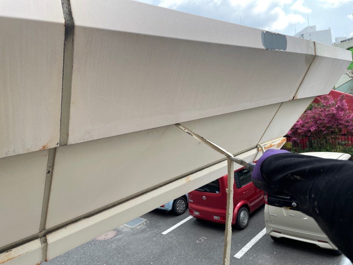 line_35293277785650 1 | 防水工事は神奈川県横浜市の横浜防水職人 既存シーリング材撤去