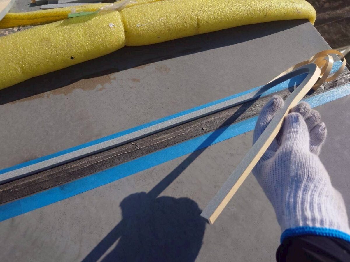 03 | 防水工事は神奈川県横浜市の横浜防水職人 バックアップ材設置