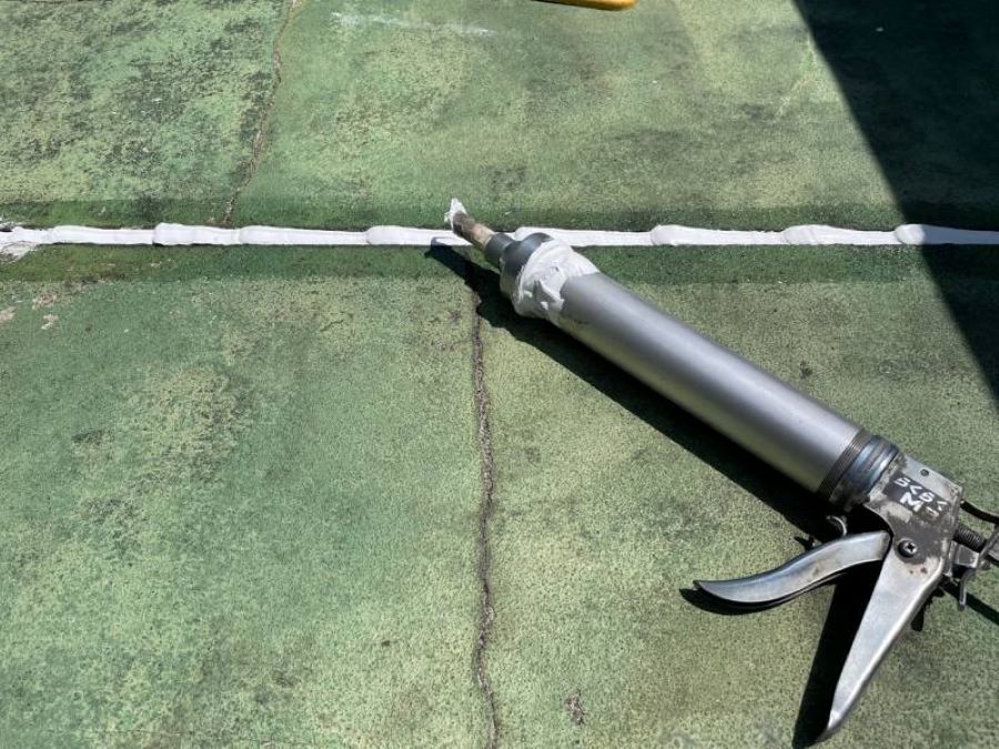 シーリング材充填