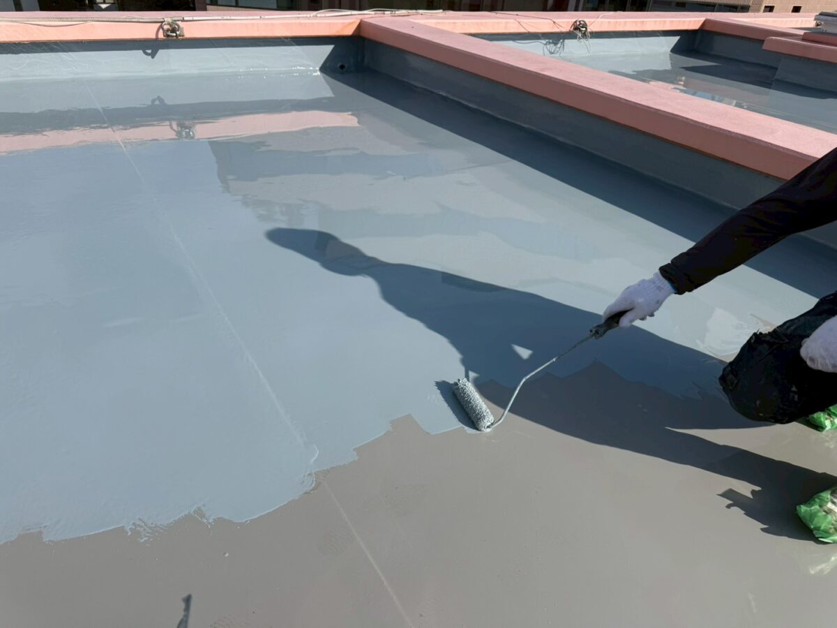 ウレタン二層目塗布